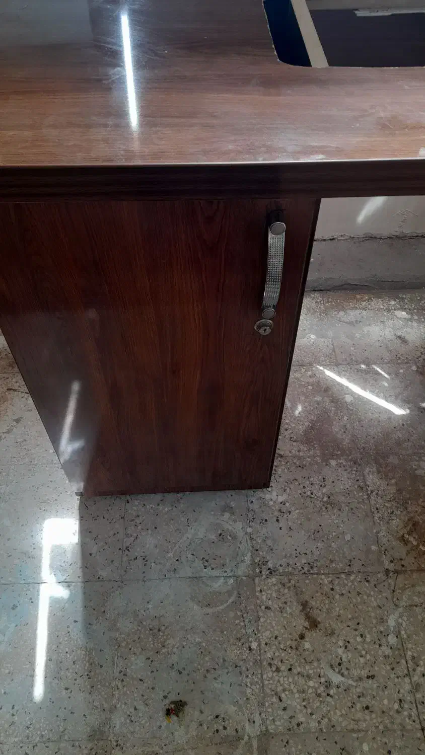 میز چرخ خیاطی|چرخ خیاطی و ریسندگی|بندر ماهشهر, |دیوار