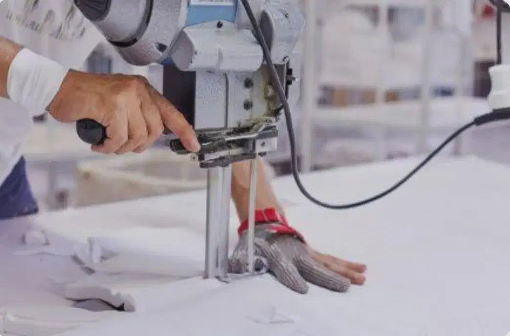 کمک برشکار|استخدام صنعتی، فنی، مهندسی|تهران, اسفندیاری|دیوار