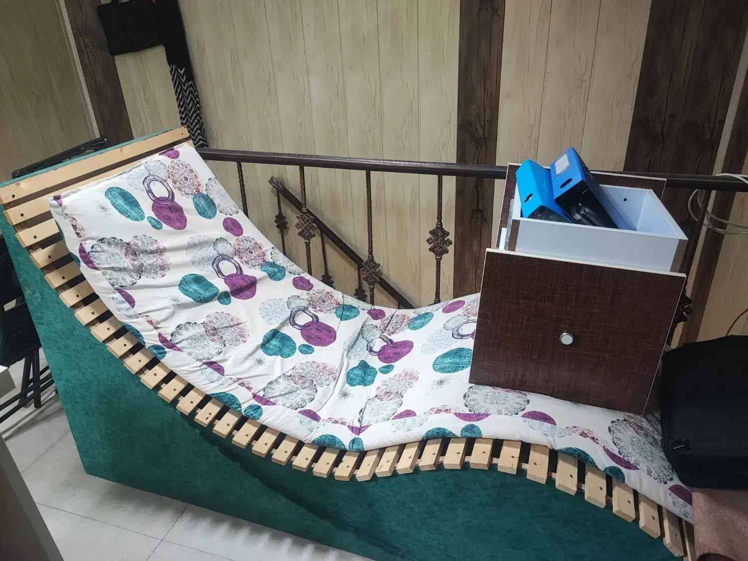 مبل خواب تجملاتی|مبلمان خانگی و میز عسلی|بروجرد, |دیوار