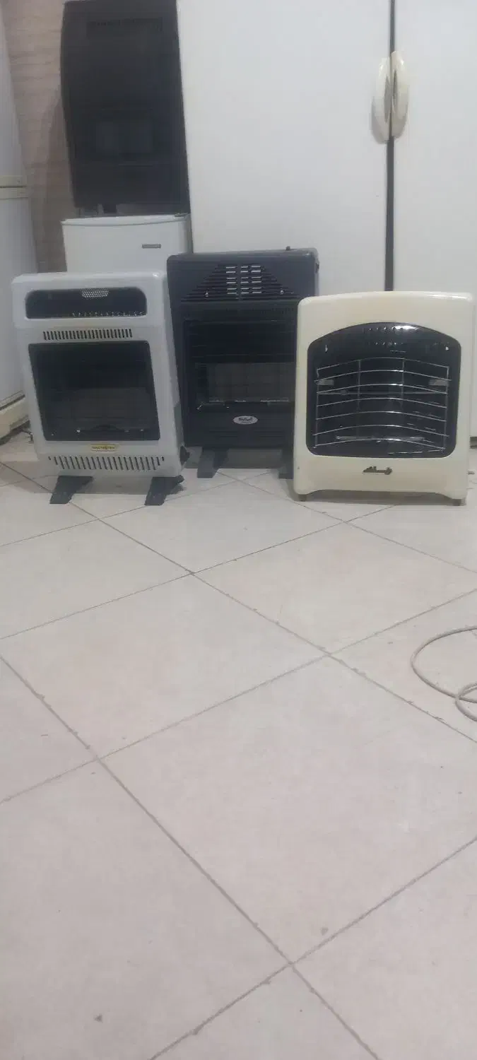 چند عدد بخاری|بخاری، هیتر، شومینه|صدرا-فارس, فاز ۱|دیوار