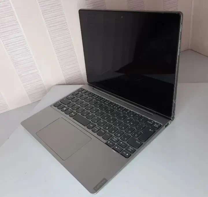 تبلت ویندوزی|تبلت|پرند, فاز ۶|دیوار