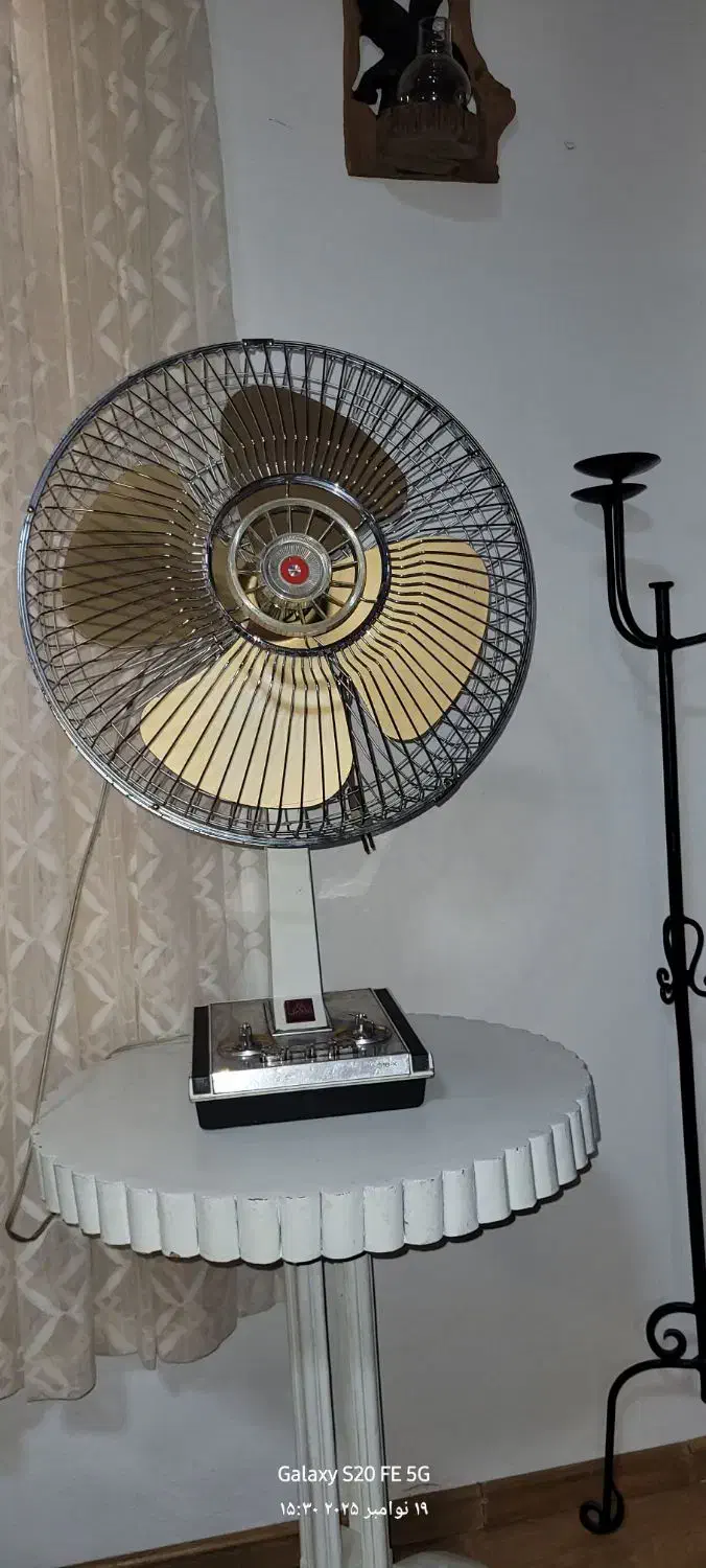 پنکه میتسوبیشی ژاپن قدیمی سالم|پنکه و تصفیه‌کنندهٔ هوا|تهران, هروی|دیوار