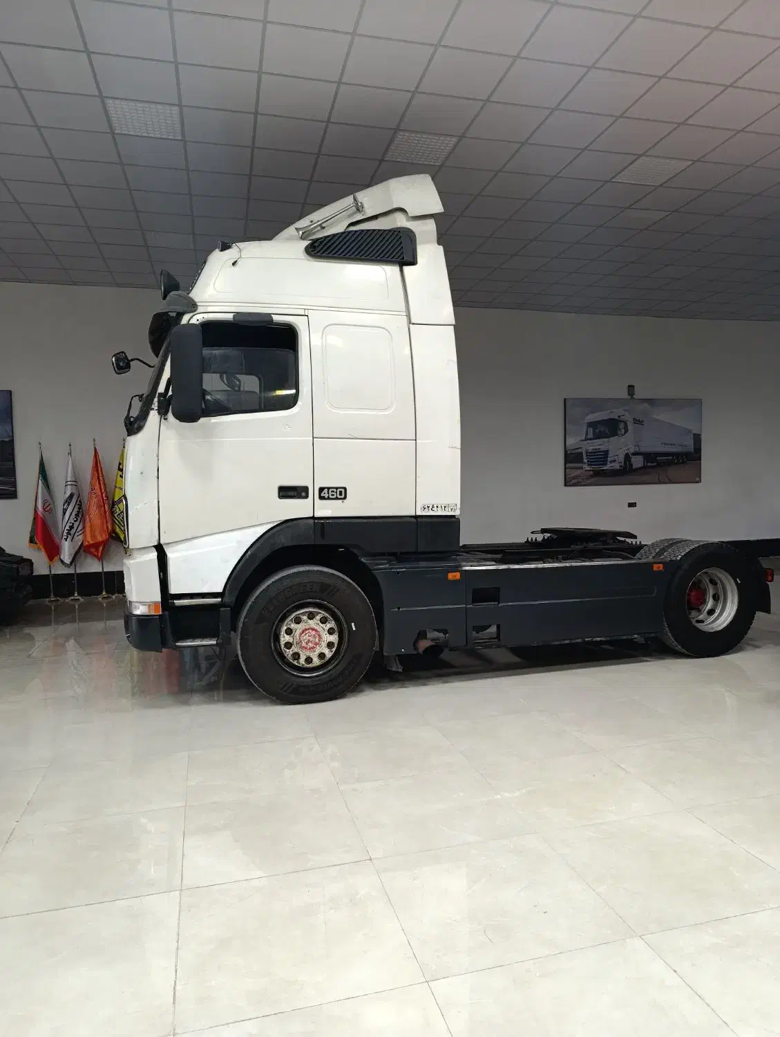 FH12تک چراغ قدیم،اف اچ۱۲ چراغ قدیم|خودرو سنگین|نهاوند, |دیوار