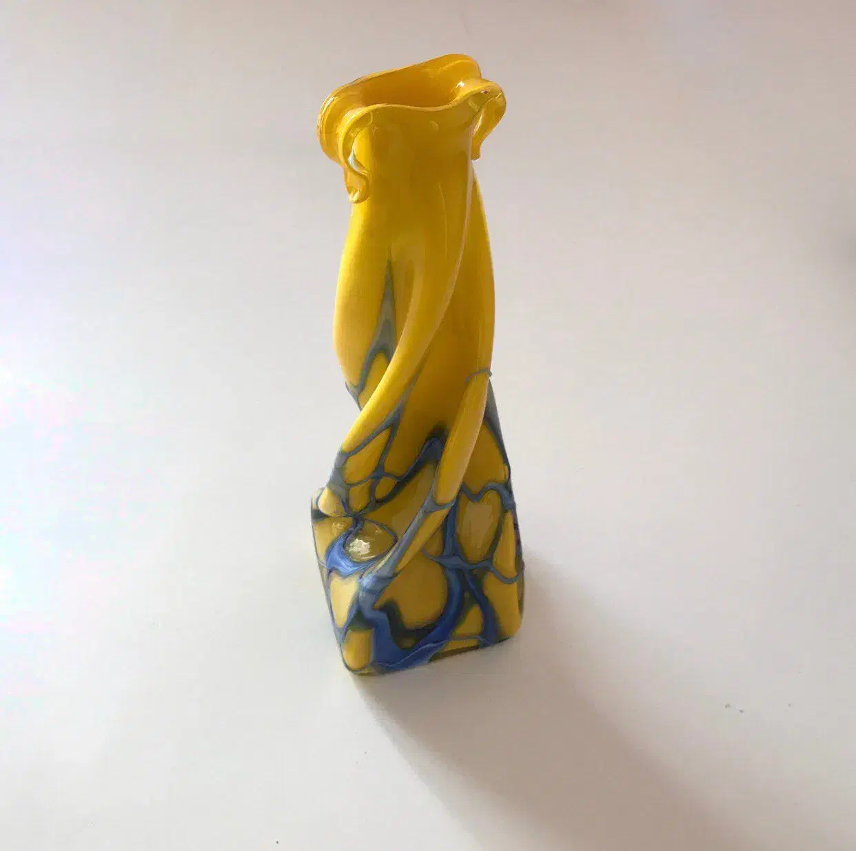 گلدان شیشه ای دست ساز|صنایع دستی و سایر لوازم تزئینی|تهران, امانیه|دیوار