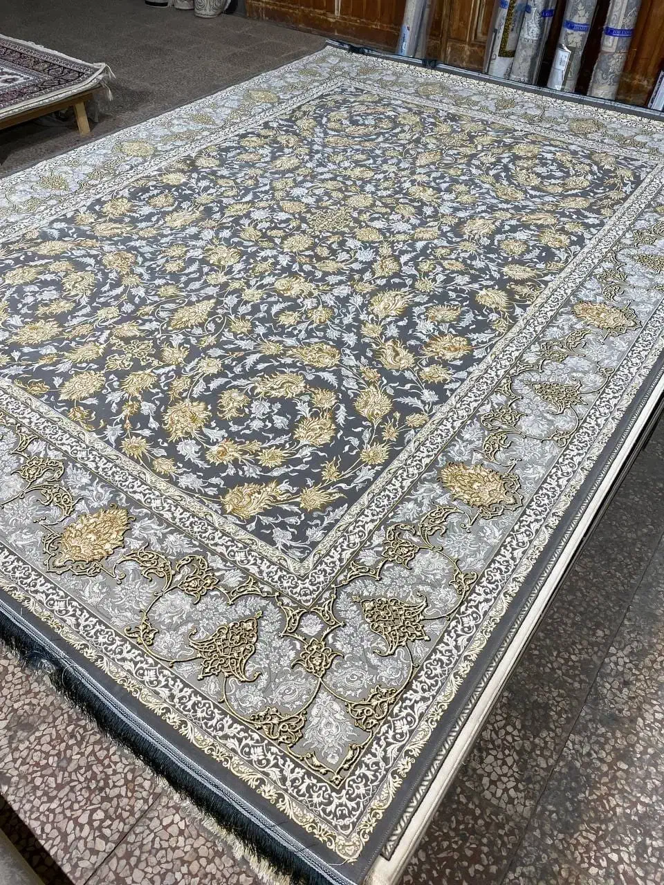 شانش در بهترین فرش های قیمت ارزان رو از دست نده|فرش|کرمان, |دیوار