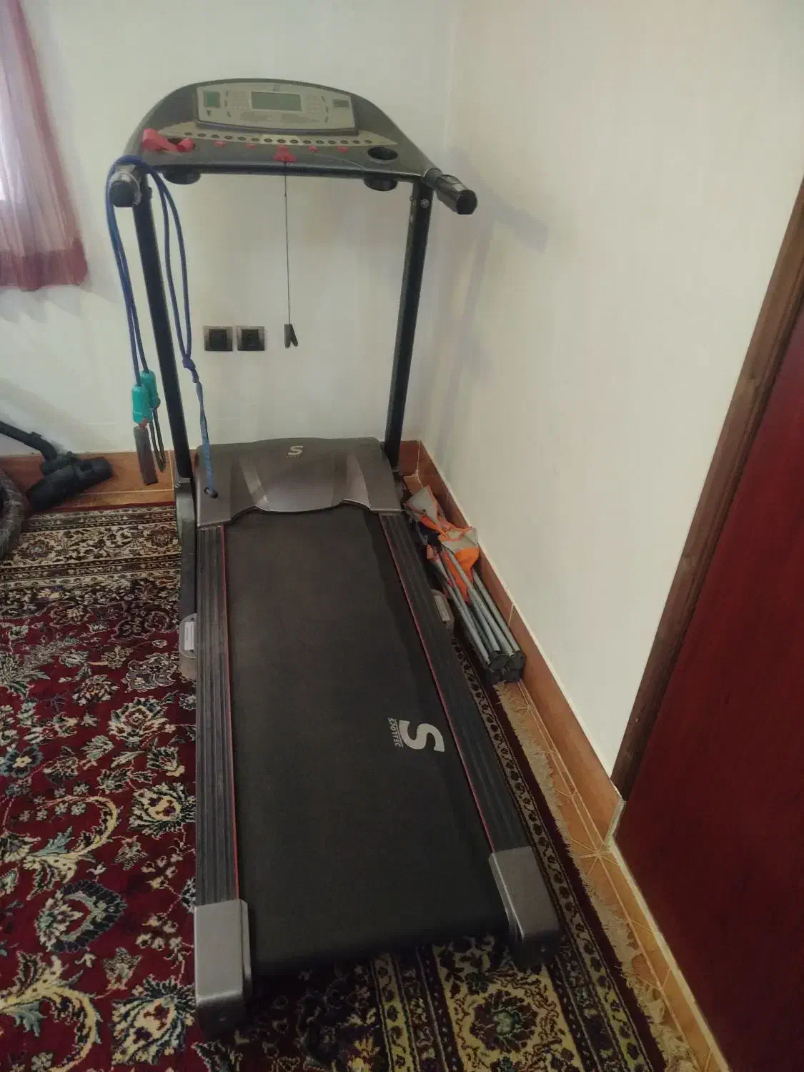 فروش یک دستگاه تردمیل|تجهیزات ورزشی|گرگان, |دیوار
