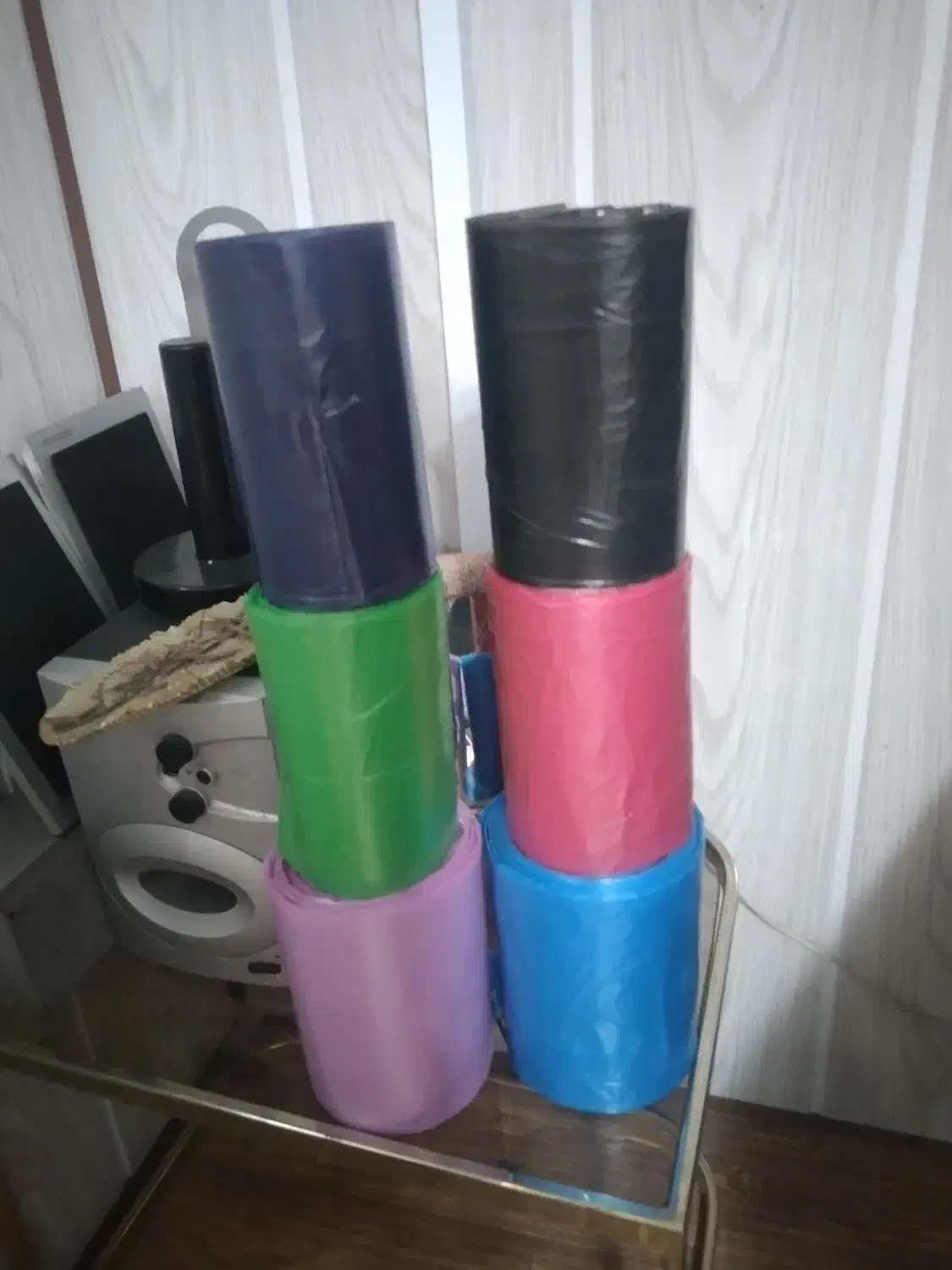 ویزیتورهای محترم تماس بگیرید|استخدام بازاریابی و فروش|بم, |دیوار