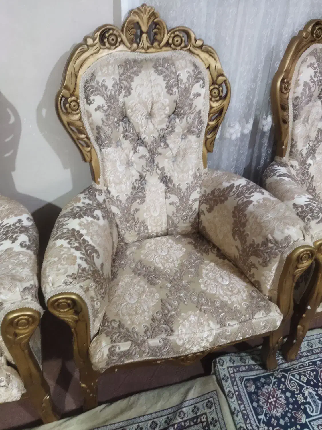 مبل ۹نفره سلطنتی|مبلمان خانگی و میز عسلی|لنگرود, |دیوار