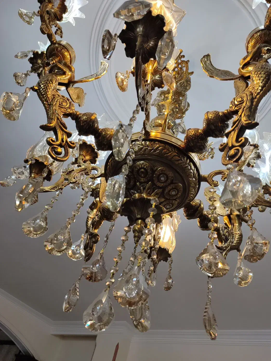 لوستر برنز اصل|لوستر و چراغ آویز|اندیشه, اندیشه فاز ۱|دیوار