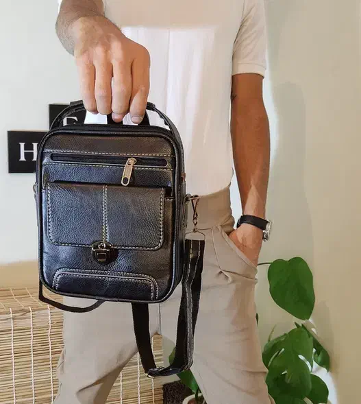 تعداد محدود|کیف، کفش، کمربند|تربت جام, والفجر|دیوار