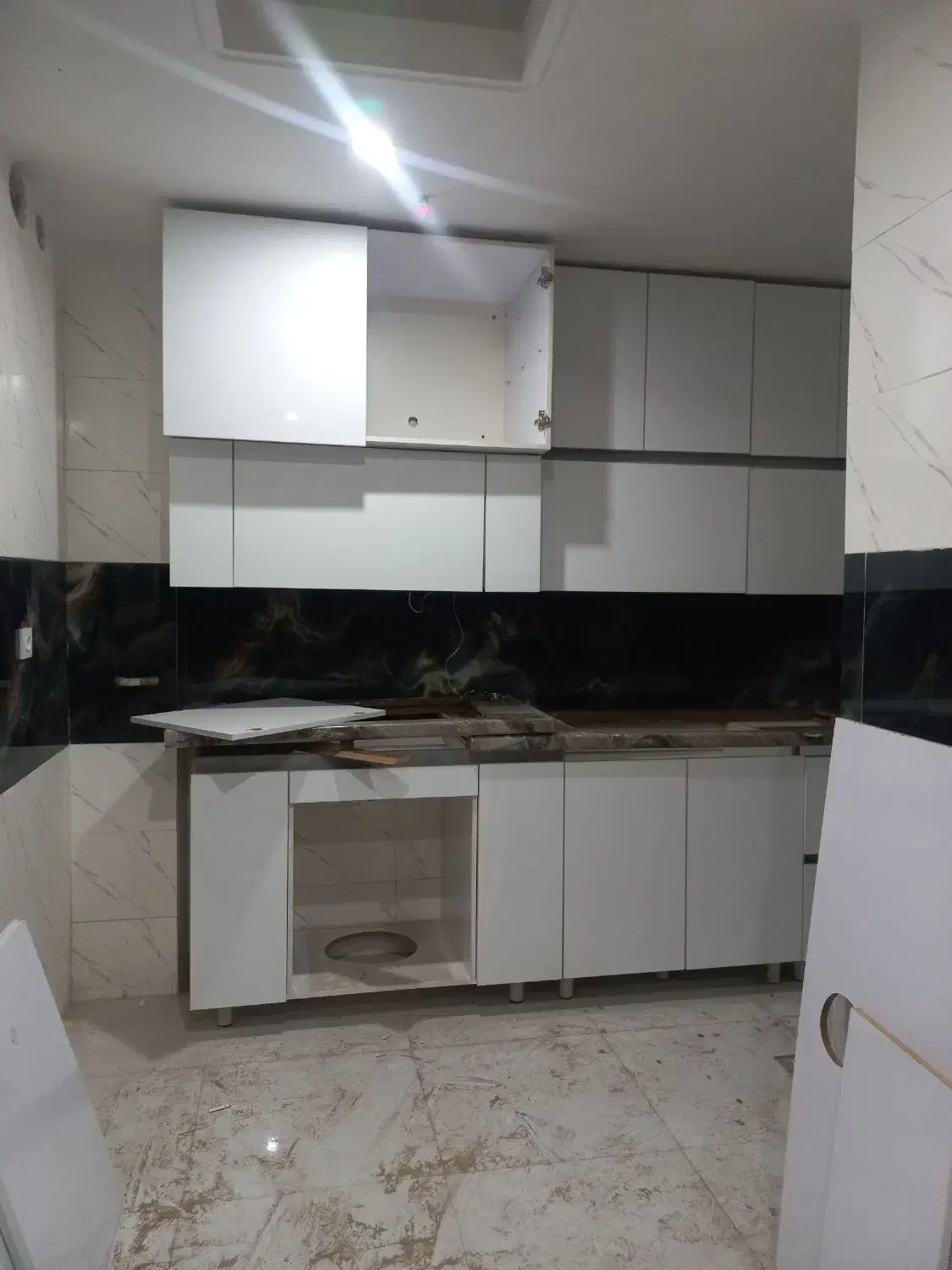 رهن کامل آپارتمان ۱۱۰ متری فول میدان بهاران