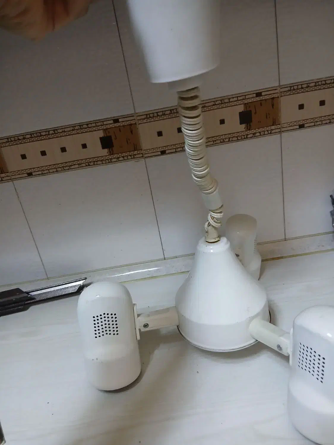 چراغ آویز سه شعله سقفی|لوستر و چراغ آویز|تبریز, |دیوار