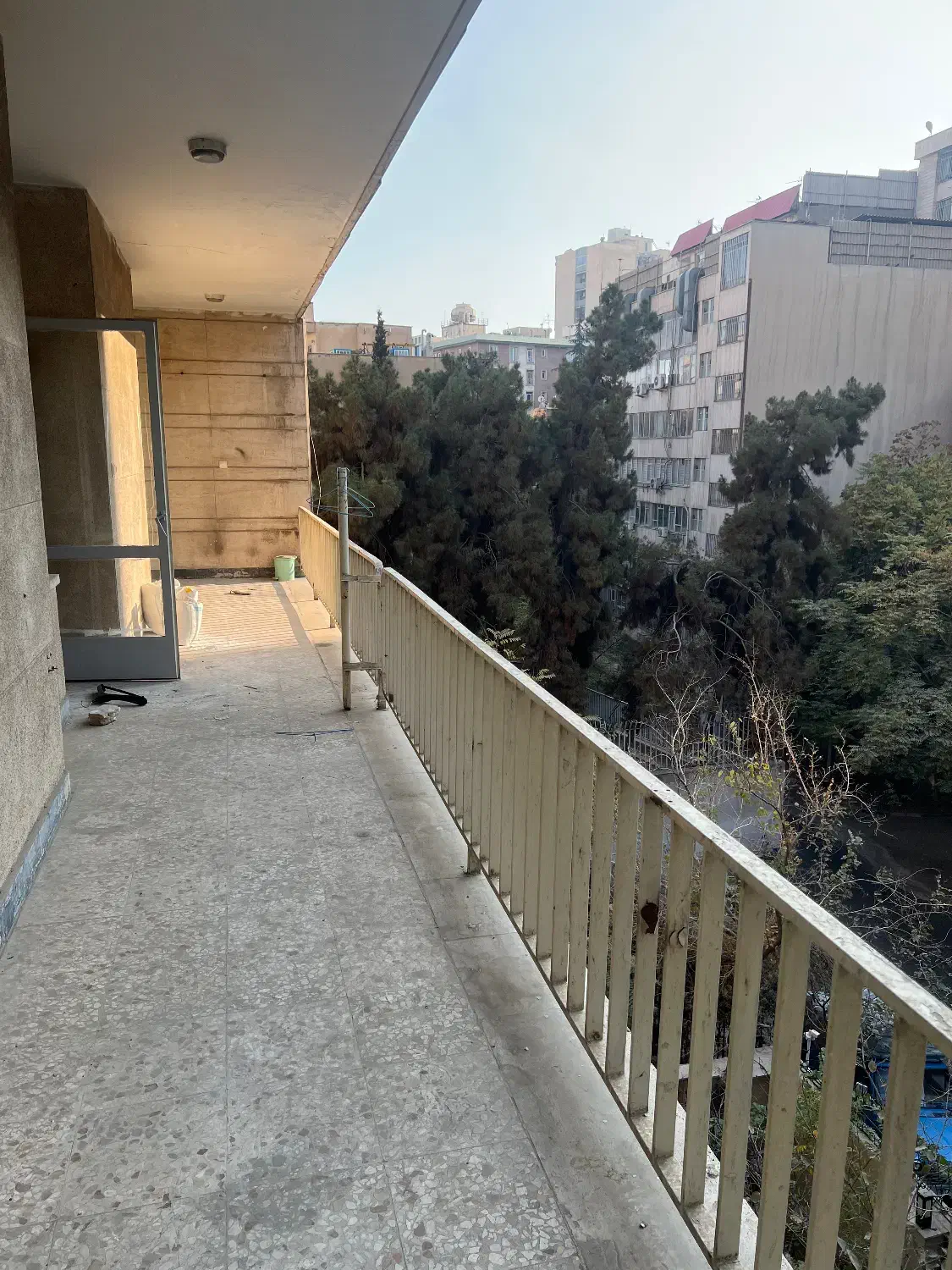 ۲۴۰ متر ۳ خوابه توانیر پارک ساعی