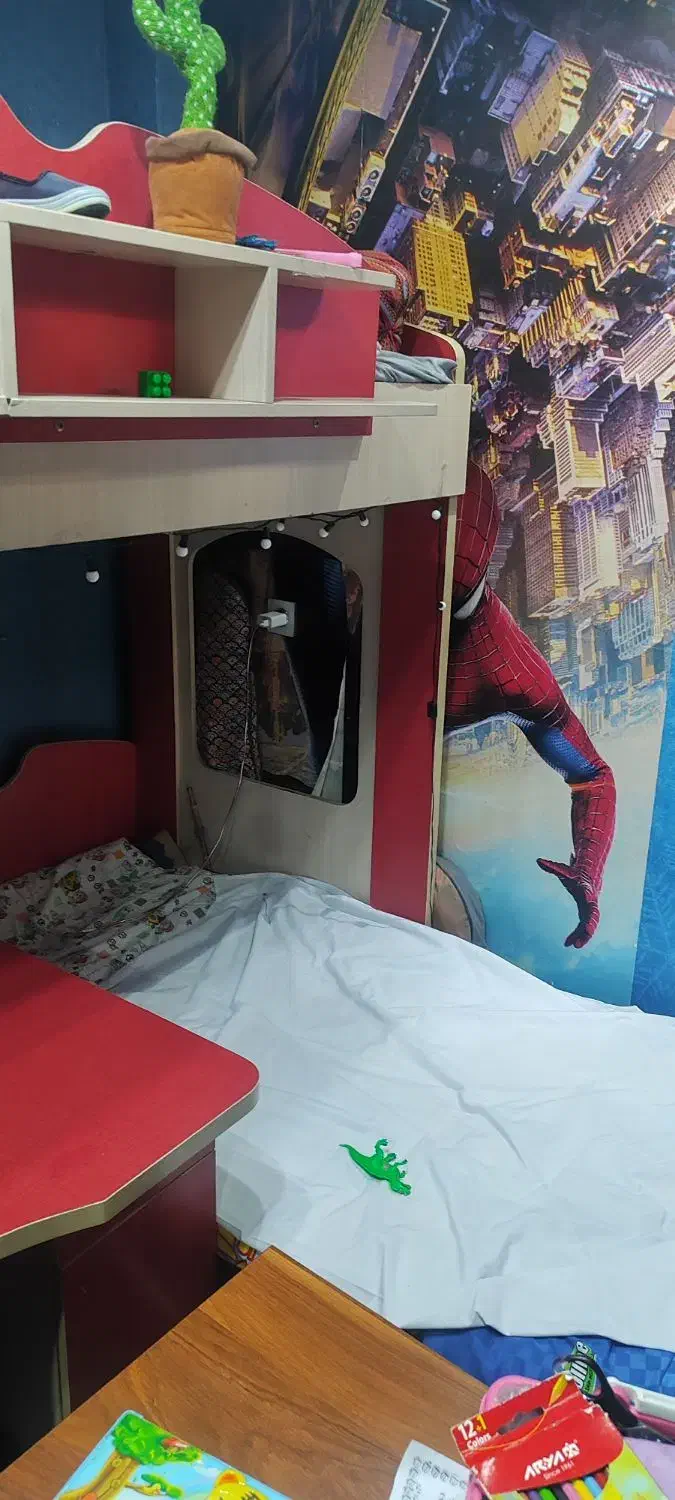 تخت دوطبقه ومیز مطالعه کودک|تخت و سرویس خواب|فردیس, نسترن غربی|دیوار