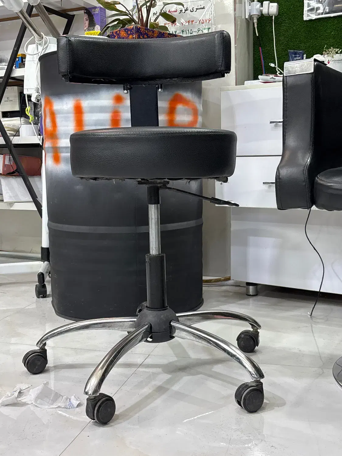 3 عدد صندلی|آرایشگاه و سالنهای زیبایی|اردبیل, |دیوار