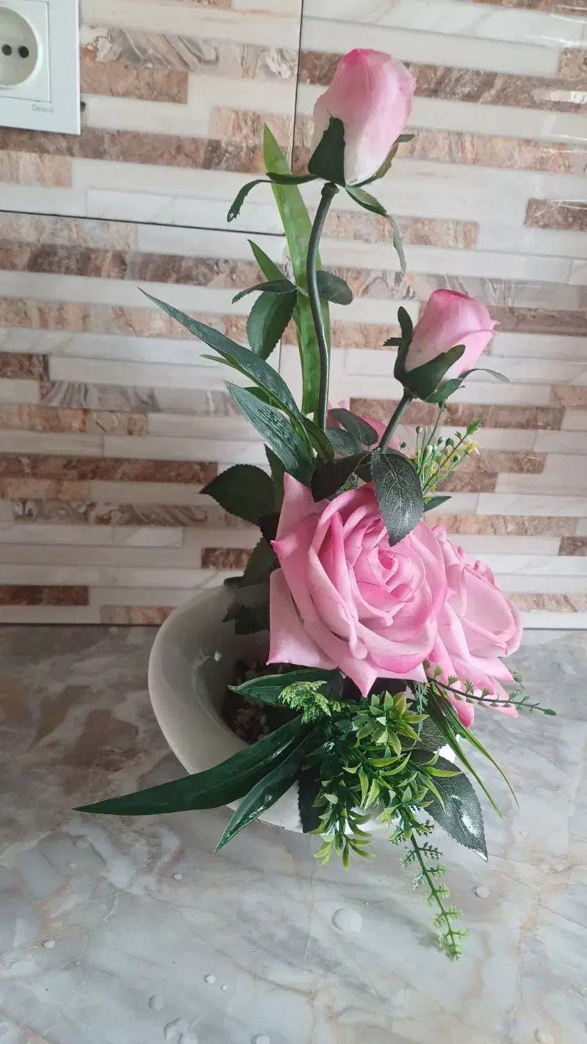 گلدان وگل مصنوعی|گل مصنوعی|اسلامشهر, شهرک واوان|دیوار