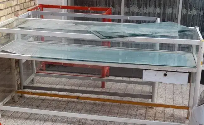 ۲ عدد ویترین|فروشگاه و مغازه|مشهد, حجت|دیوار