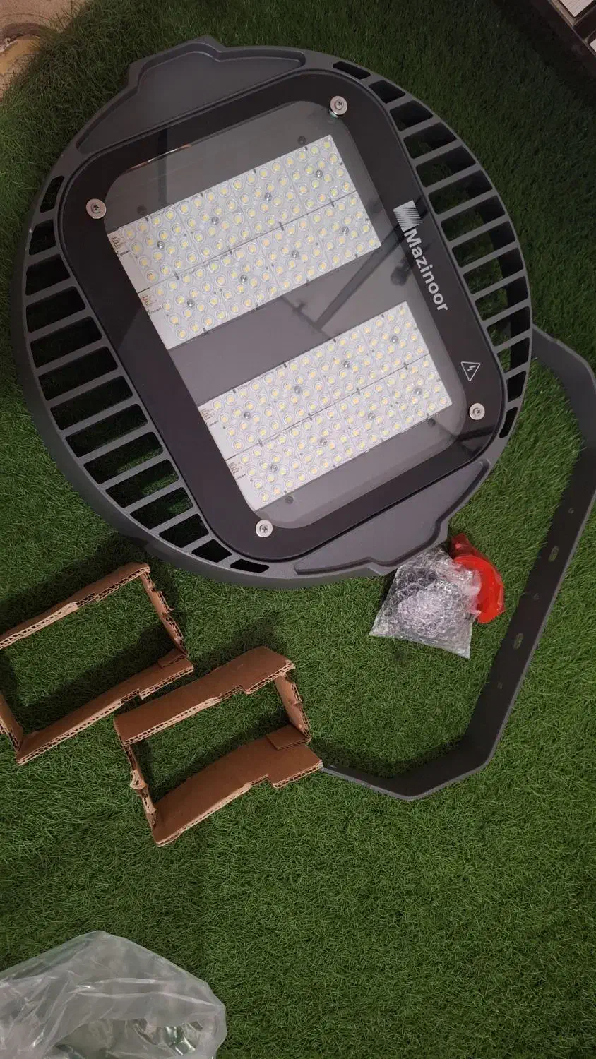 پرژکتور مازی نور240 وات|لامپ و چراغ|الوند, |دیوار