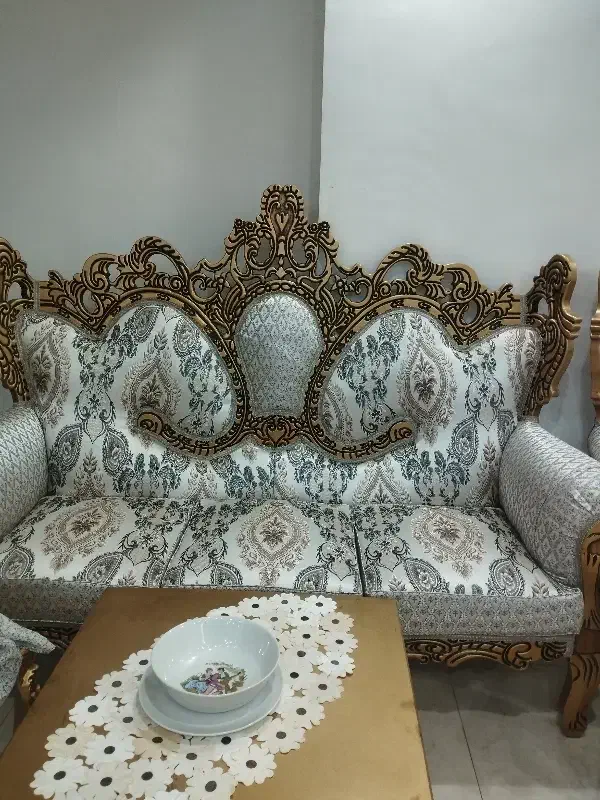 مبلمان سلطنتی ۷نفره|مبلمان خانگی و میز عسلی|آستانه اشرفیه, |دیوار