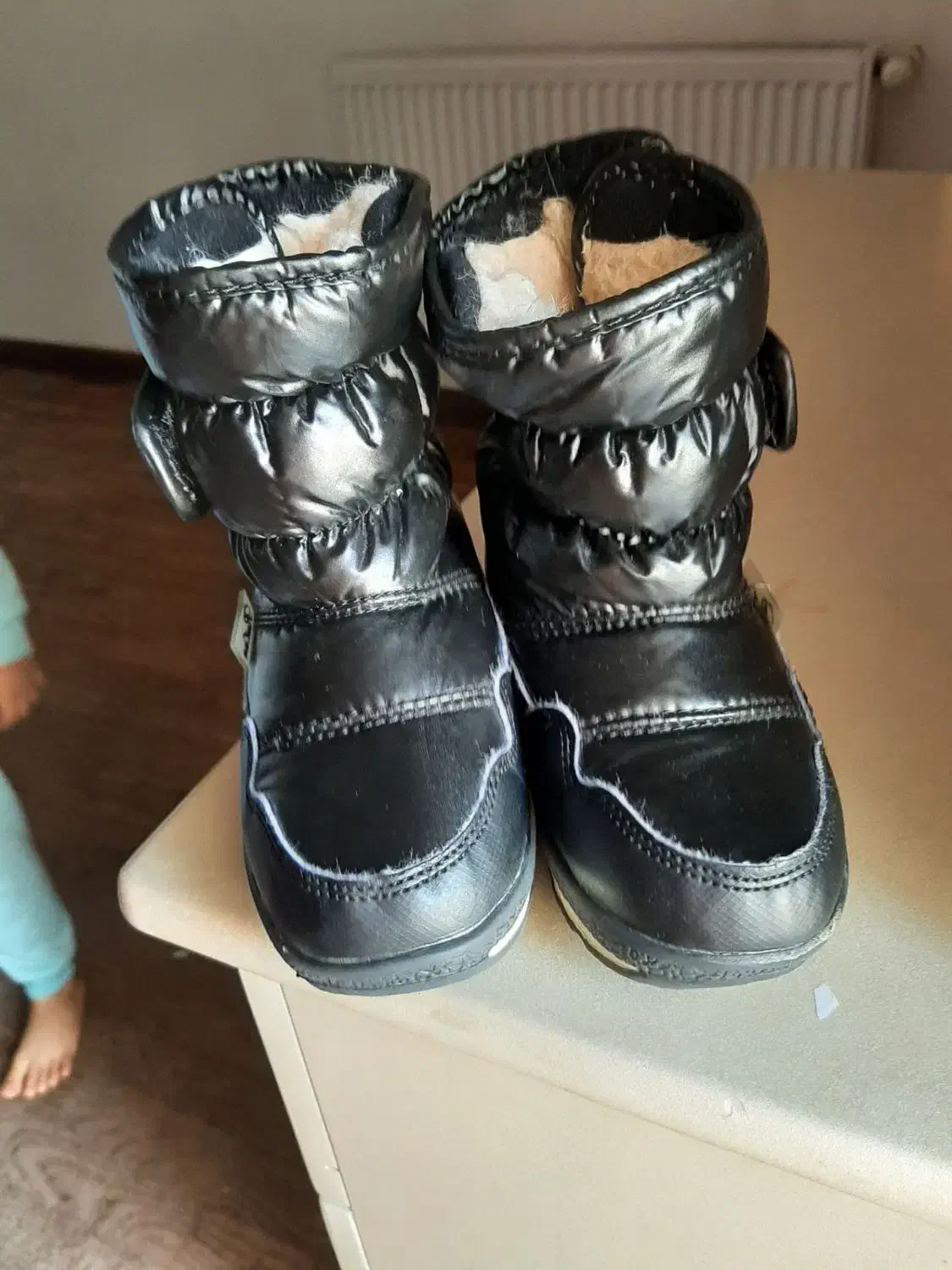 پوتین شیک دخترانه سایز ۲۶ نو نو|کفش و لباس بچه|صباشهر, |دیوار