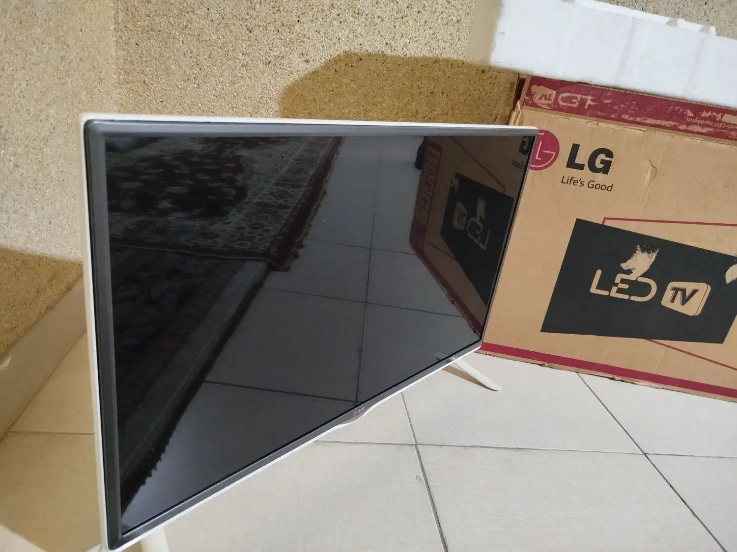 تلوزیون ال ای دی 32 ال جی|تلویزیون و پروژکتور|تهران, حصارک|دیوار