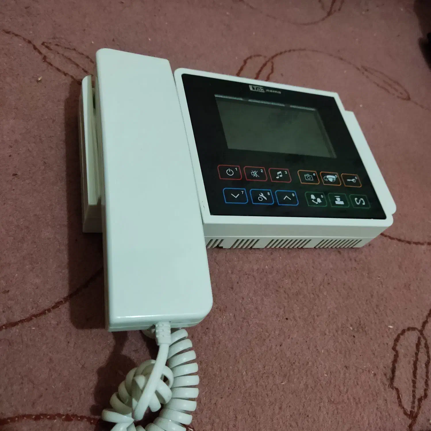 آیفون تصویری تک نما|صوتی و تصویری|اندیشه, اندیشه فاز ۱|دیوار