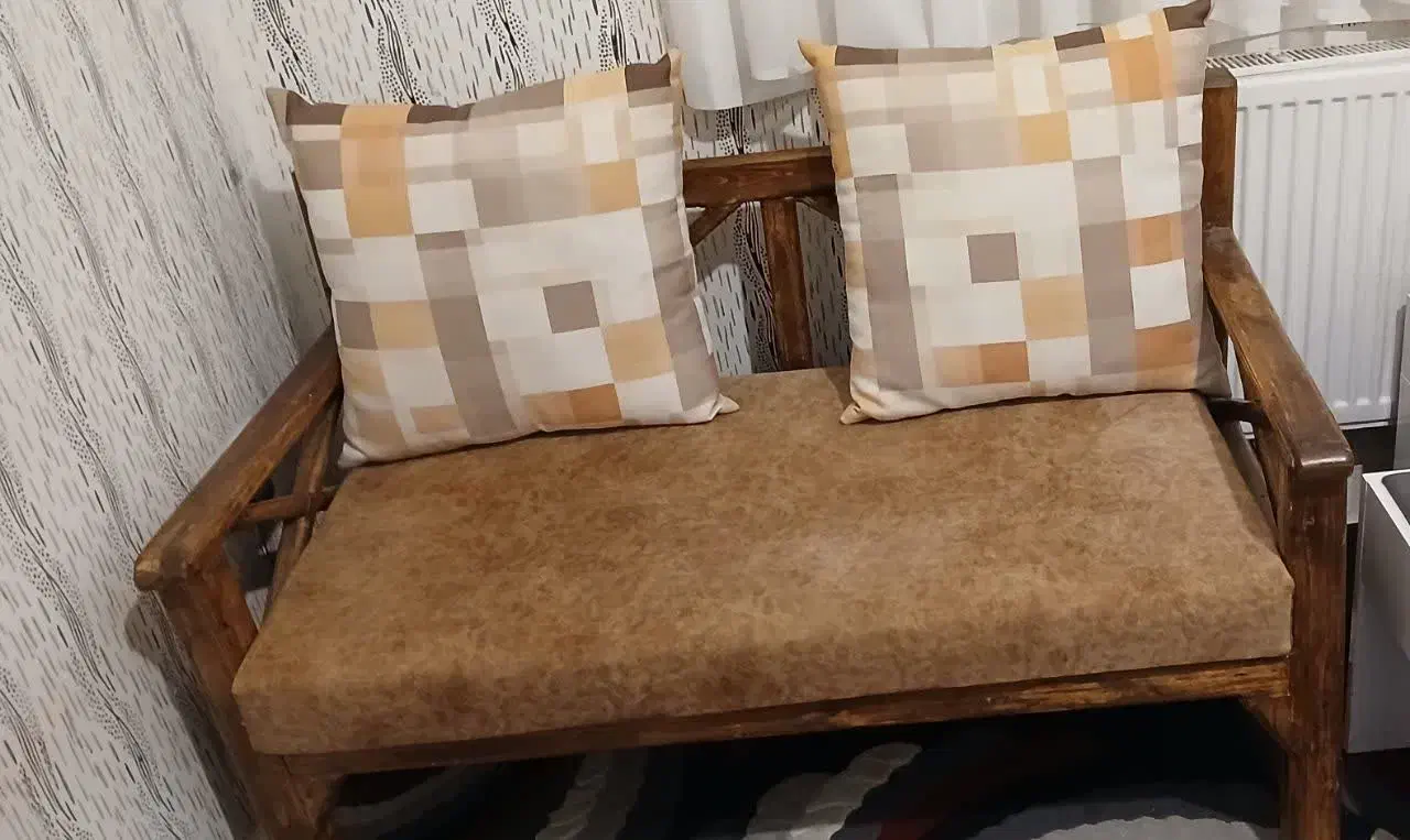 نیمکت|صندلی و نیمکت|کرمانشاه, |دیوار