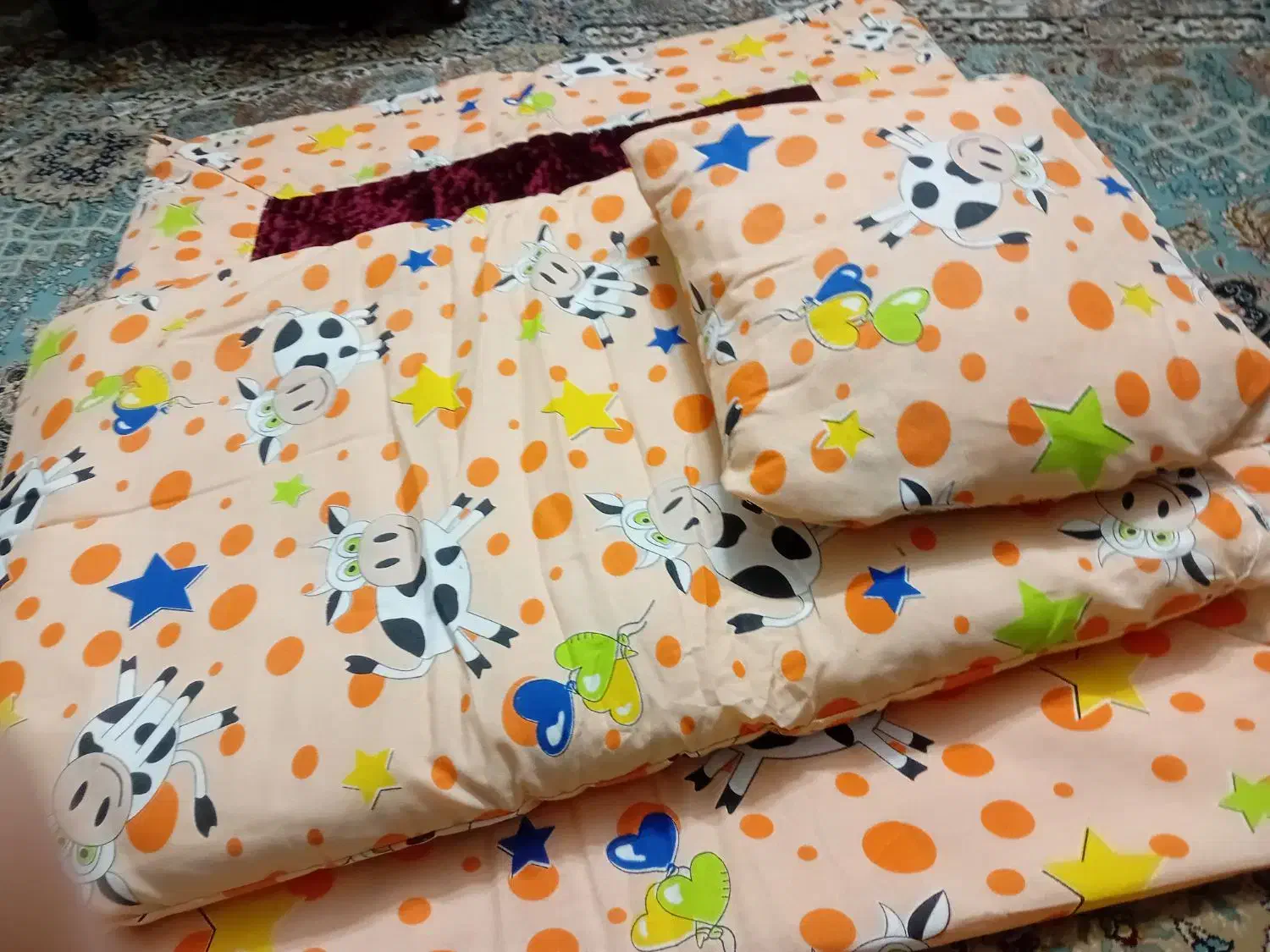 لهاف‌وتشک‌وبالشت‌‌نوزادنونو|اسباب و اثاث بچه|کاشان, درب جوشقان|دیوار