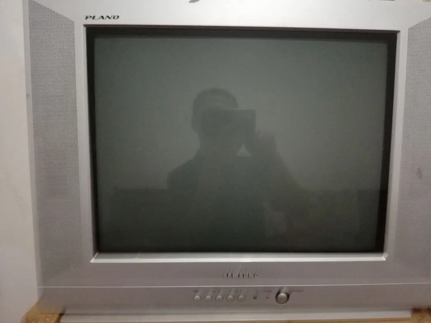 تلویزیون2عدد|تلویزیون و پروژکتور|لاهیجان, شهرک سلمان فارسی|دیوار