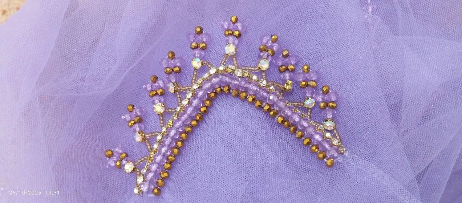 دوخت روسری|لباس|دهدشت, |دیوار