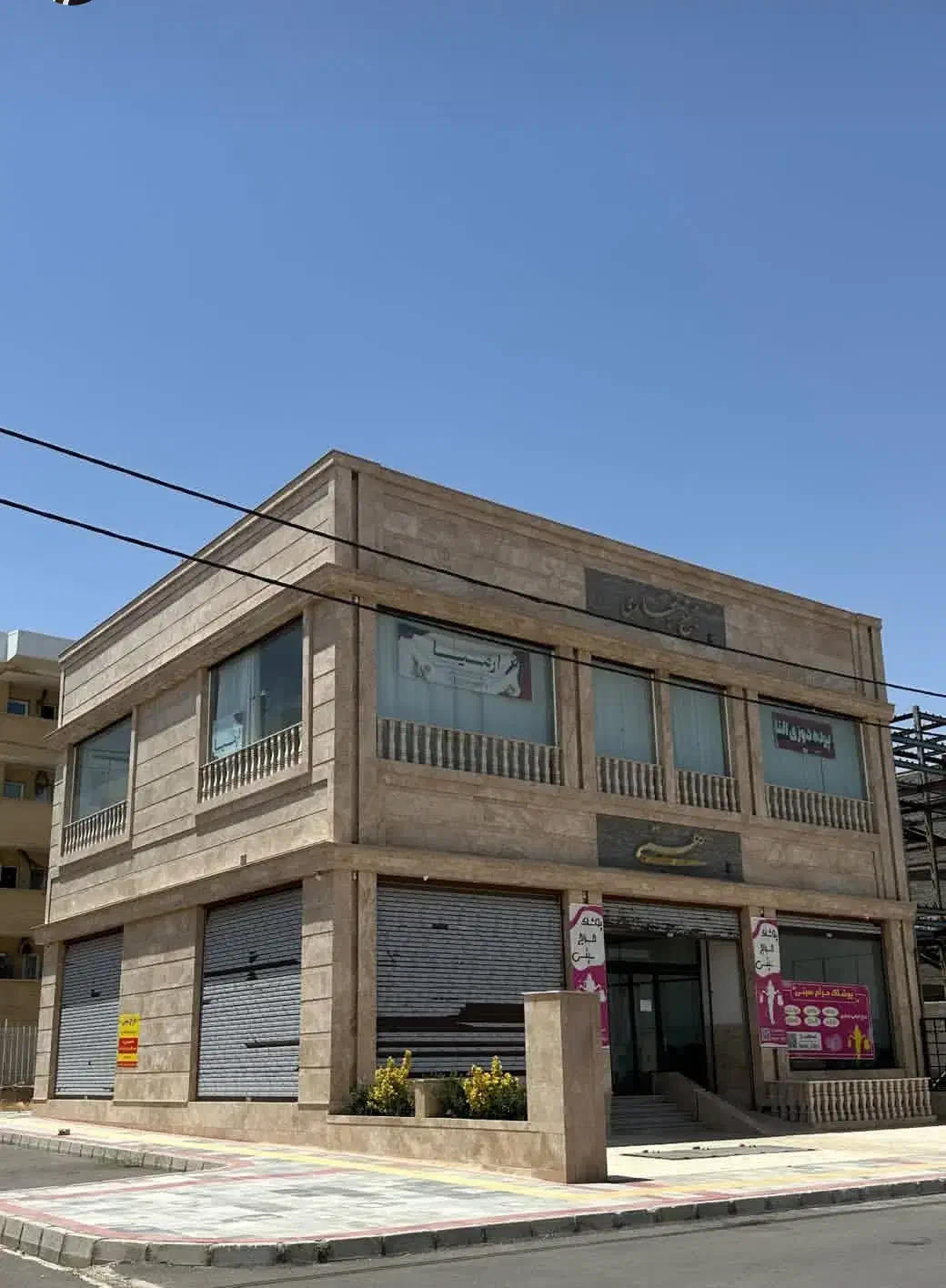 رهن و اجاره در مجتمع تجاری هستی پیروزی 12|اجارهٔ مغازه و غرفه|گلبهار, شهر جدید گلبهار|دیوار