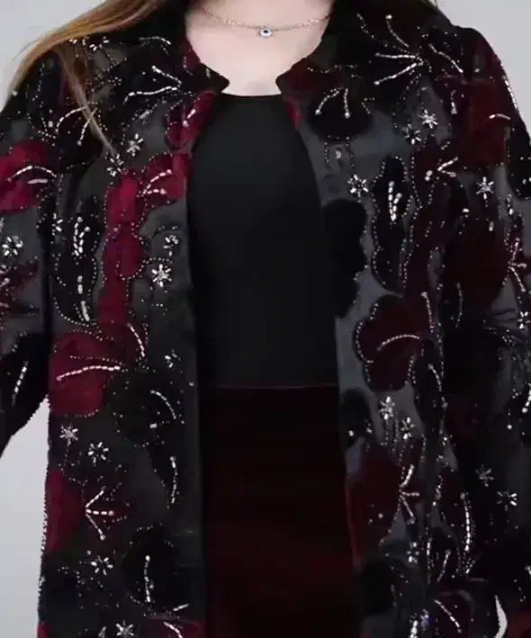 کت مزونی|لباس|طرقبه, |دیوار