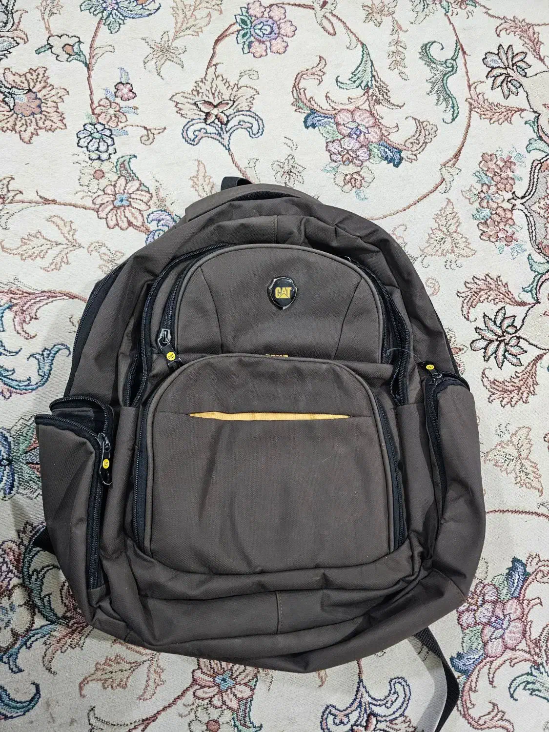 کوله پشتی|کیف، کفش، کمربند|کاشان, ولیعصر|دیوار