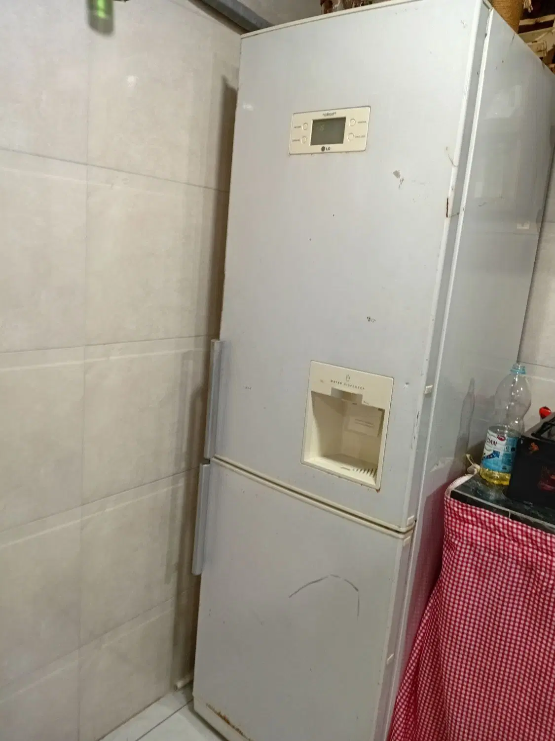 یخجال الجی|یخچال و فریزر|رشت, پسیخان|دیوار
