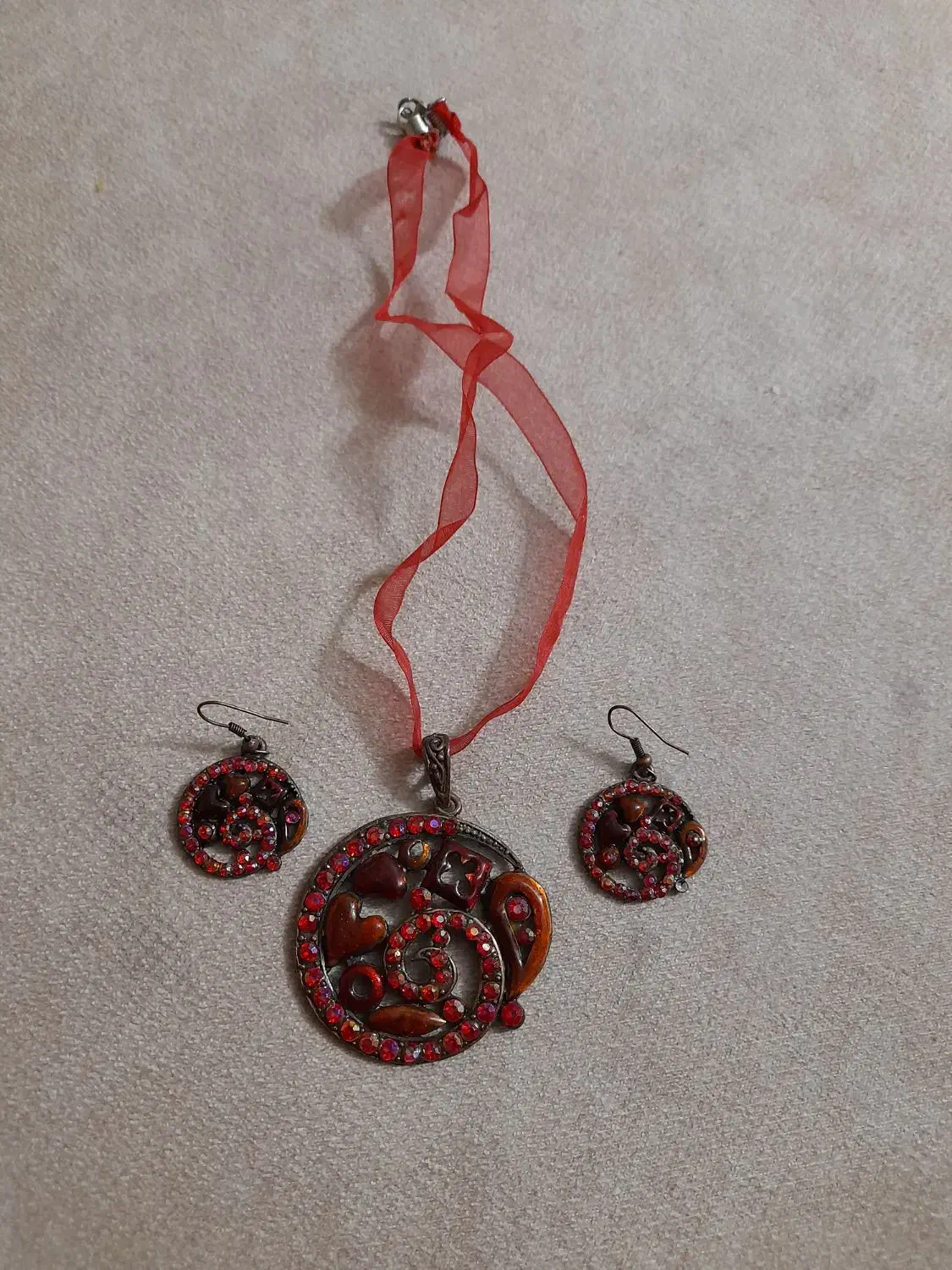 یه سری بدلیجات فروشی|بدلیجات|تهران, هلال احمر|دیوار