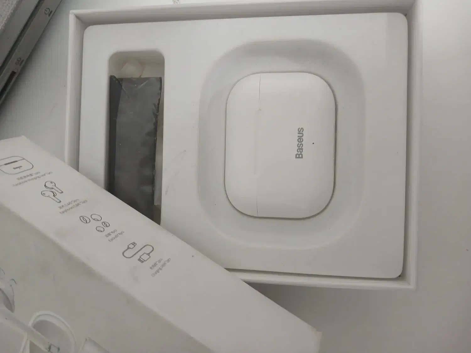 ایرپاد مدلBaseus Encok W3 رنگ سفید|لوازم جانبی موبایل و تبلت|مشهد, مصطفی خمینی|دیوار