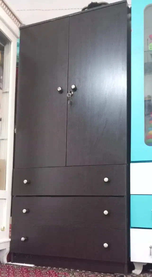 کمدلباس|جاکفشی، کمد، دراور|میانه, |دیوار