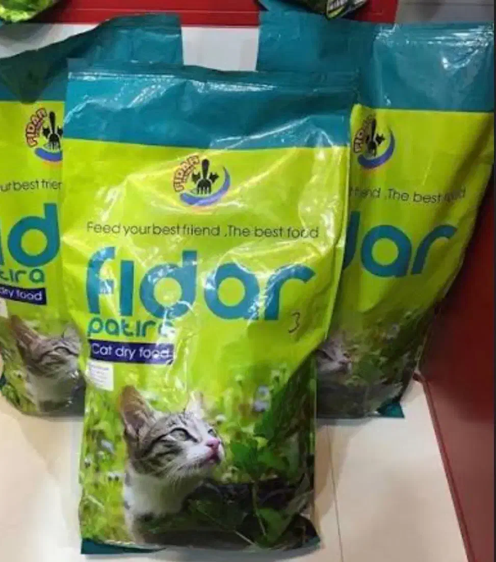 گربه غذاخشک|لوازم جانبی حیوانات|رشت, جهاد|دیوار
