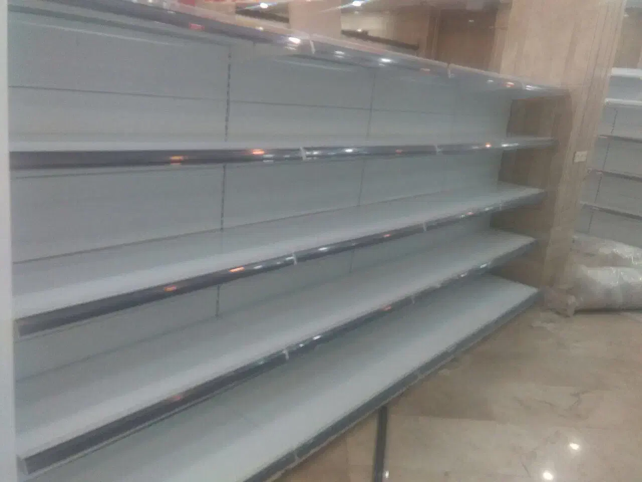 قفسه سفید. قرمز. مشکی|فروشگاه و مغازه|بیرجند, |دیوار