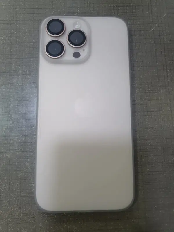 Iphone 16pro max|موبایل|شهرکرد, |دیوار