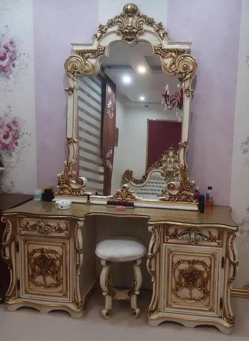 سرویس خواب تمام چوب سلطنتی کار دست طلاکوب واقعی|تخت و سرویس خواب|فشم, |دیوار