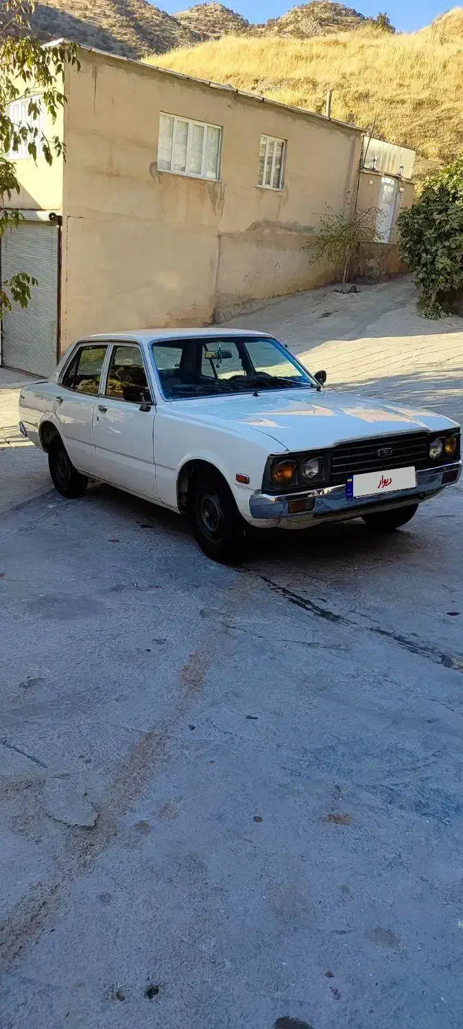 تویتا سواری|خودرو سواری و وانت|مریوان, |دیوار