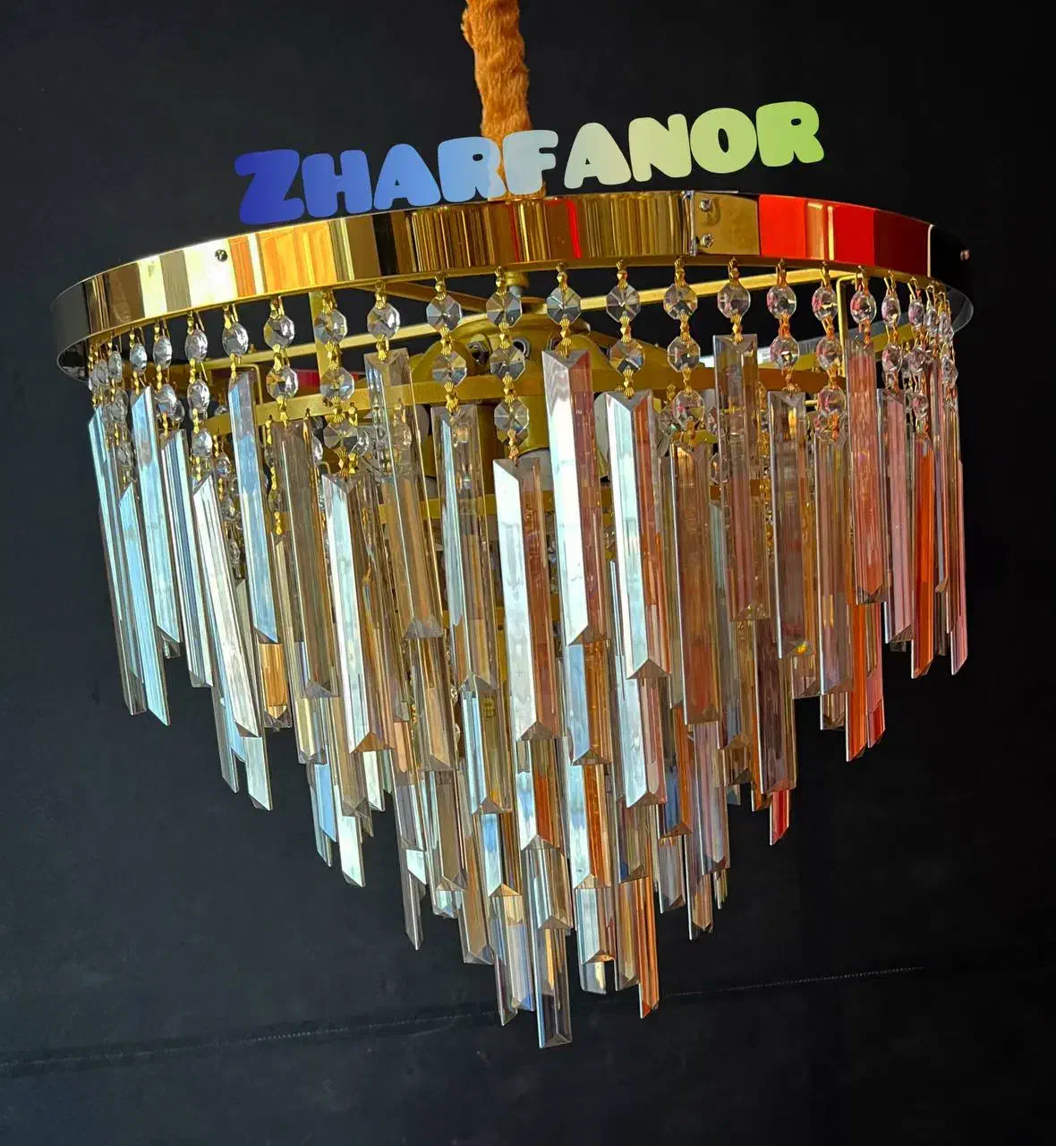 لوستر آوان|لوستر و چراغ آویز|اصفهان, کوجان|دیوار