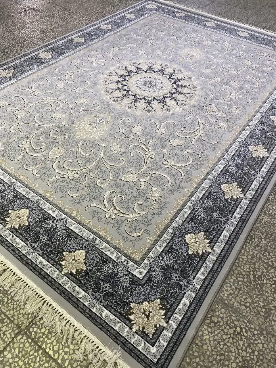 فرش نگین مشهد۷۰۰شانه|فرش|بروجرد, |دیوار