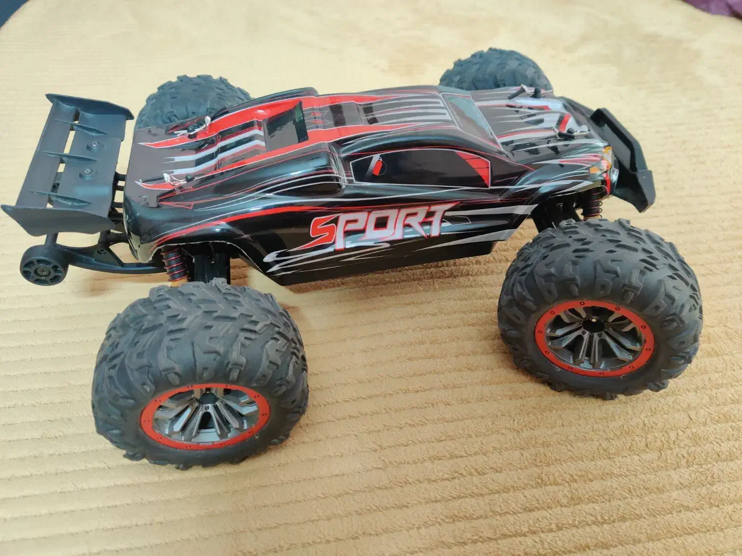 ماشین آرسی، ماشین رادیو کنترل، آرسی الکتریکی|اسباببازی|اراک, |دیوار