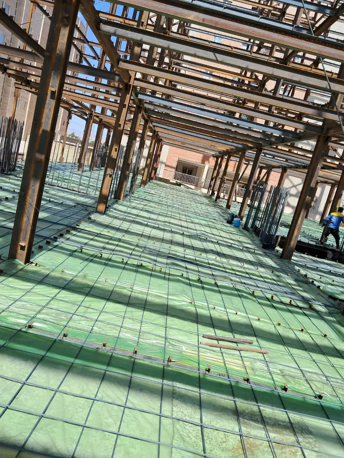 اجرای سقف کامپوزیت|خدمات پیشه و مهارت|بیرجند, |دیوار