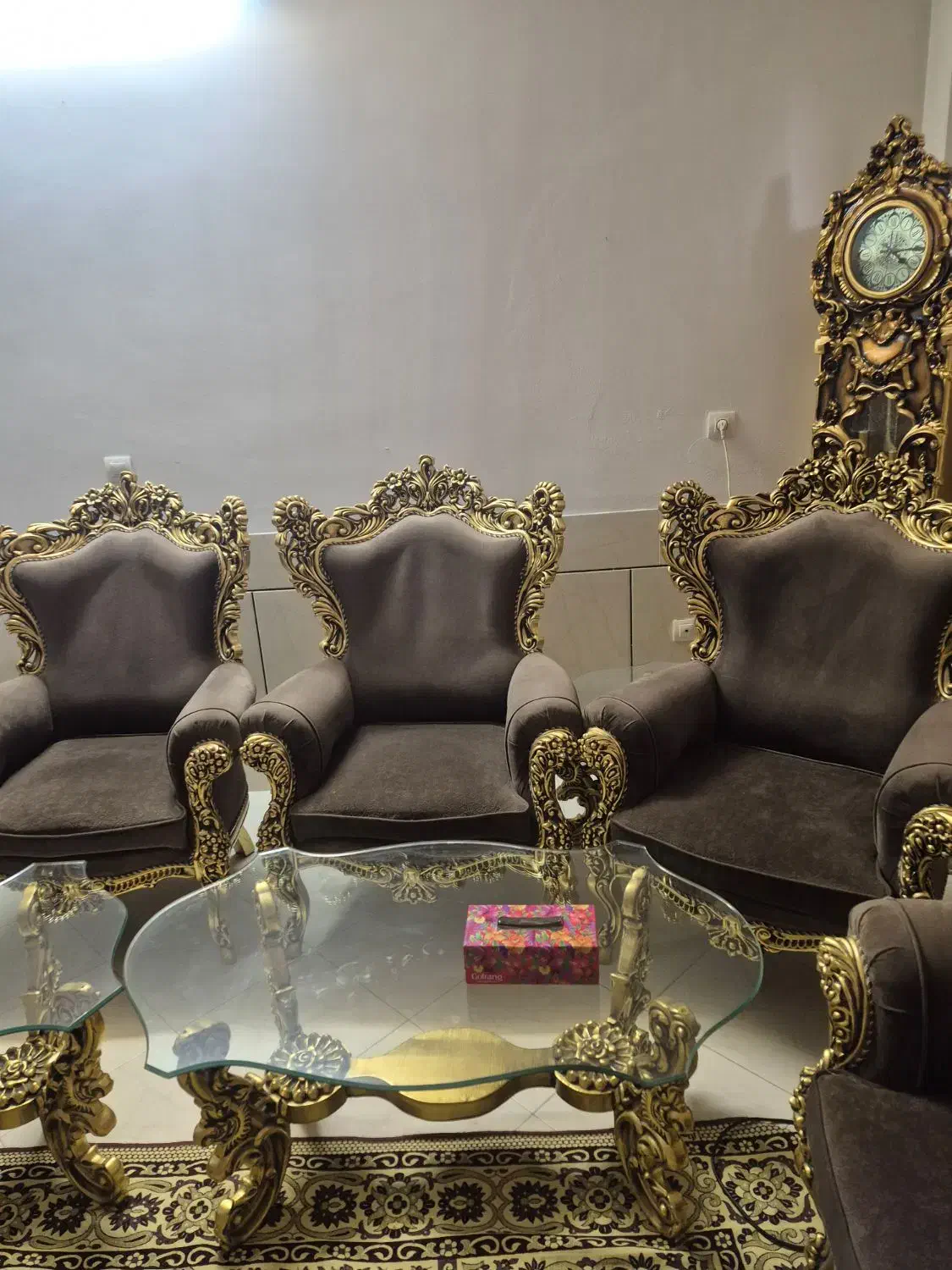 مبل ۹ نفره سلطنتی|مبلمان خانگی و میز عسلی|دلیجان, |دیوار