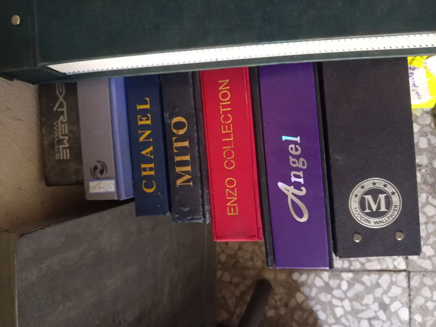 14 عدد آلبوم کاغذ دیواری|مصالح و تجهیزات ساختمان|قم, نیروگاه|دیوار