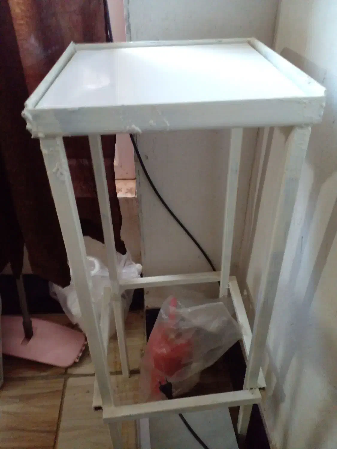 چهارپایه|صندلی و نیمکت|بوشهر, |دیوار