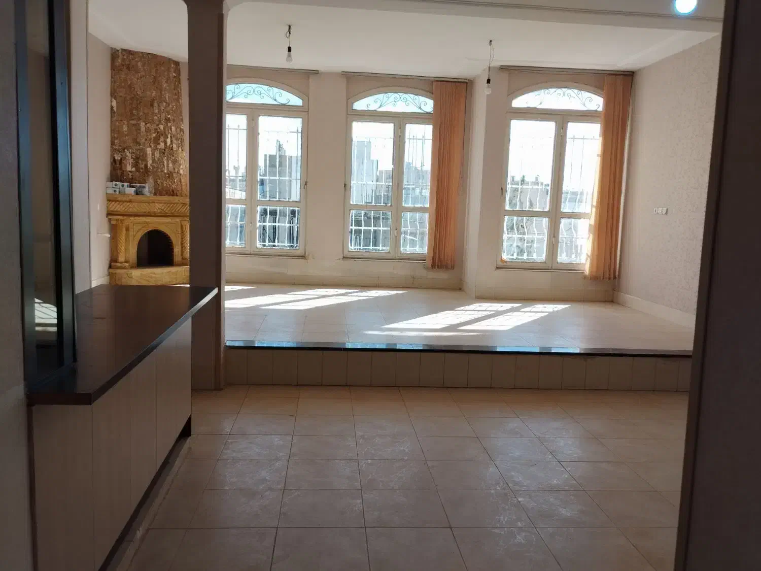 رهن کامل دوخواب|اجارهٔ خانه و ویلا|صدرا-فارس, فاز ۱|دیوار